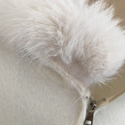 Col en fausse fourrure